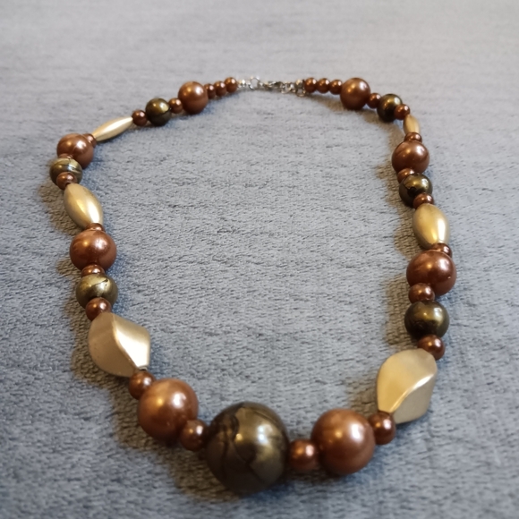 Unisex Surf Skater Boho Plastic Bead Choker, Earthy Brown Beachy Necklace - Picture 3 of 7